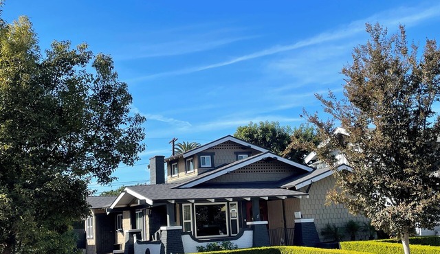 Stylish Central LA Retreat – Minutes from Museums & Stadiums for FIFA & SB LXI!
