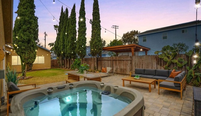 Surfer`s Dreams:5min Drive to Beach with PoolTable