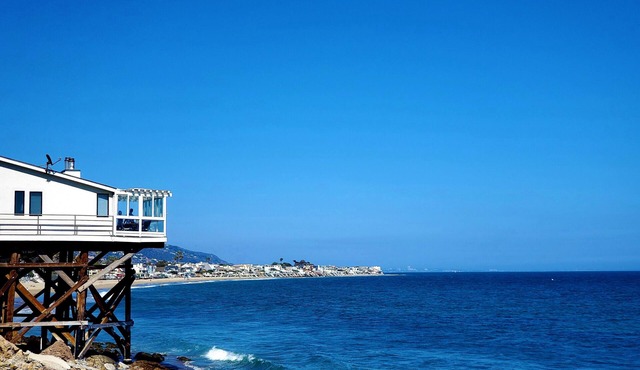Sweeping Ocean Vus! SUPERIOR LOCATION withPrivacy! CLEANING-SAFE Policies!