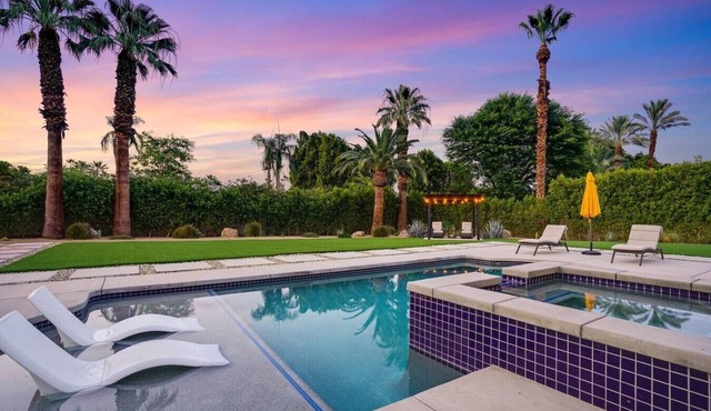 The Barbara: Luxury Home Saltwater Pool, Huge Yard