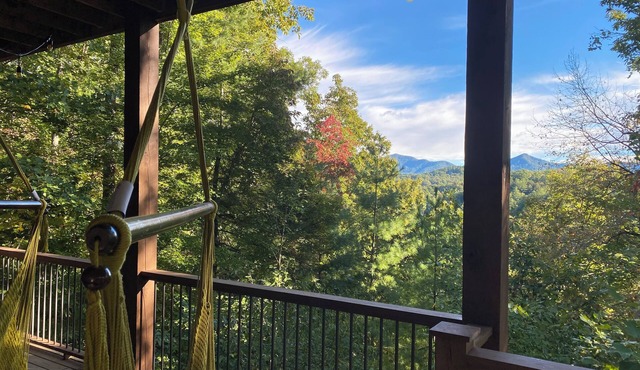 Truly Magical: Completely Private Apartment in home with Spectacular View