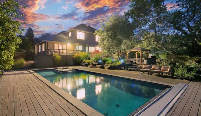 Villa Annadel - Stunning 5 Bedroom with a Pool