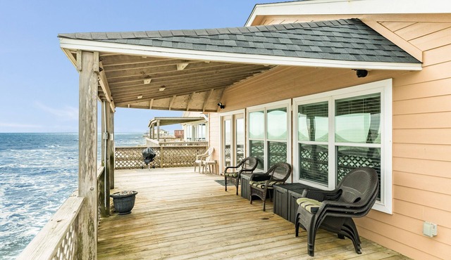Waterfront.Breathtaking View.Great Fishing.Beautiful Home!