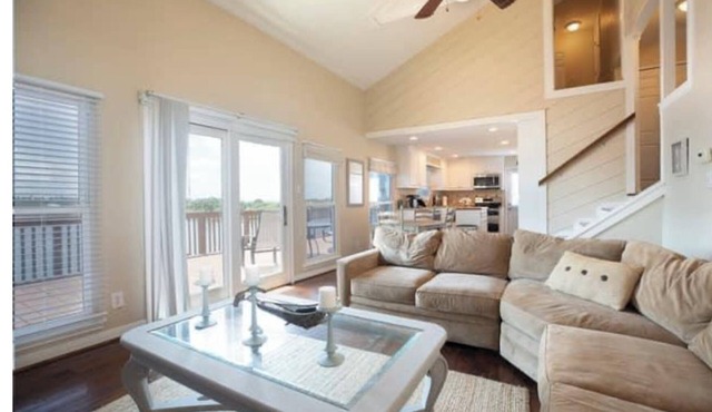 Waterfront Terramar Getaway, Amazing Sunsets, Outdoor Bar, Kayak, Beach, Fishing