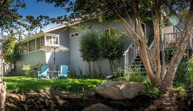 Your cozy nest while hiking in Sequoia Park with bonus nearby river beach pass!