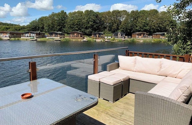 3 bedroom accommodation in Carnforth in Carnforth