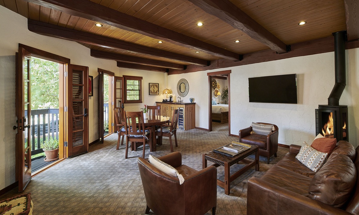 Rutherford Hotel | Rancho Caymus Inn
