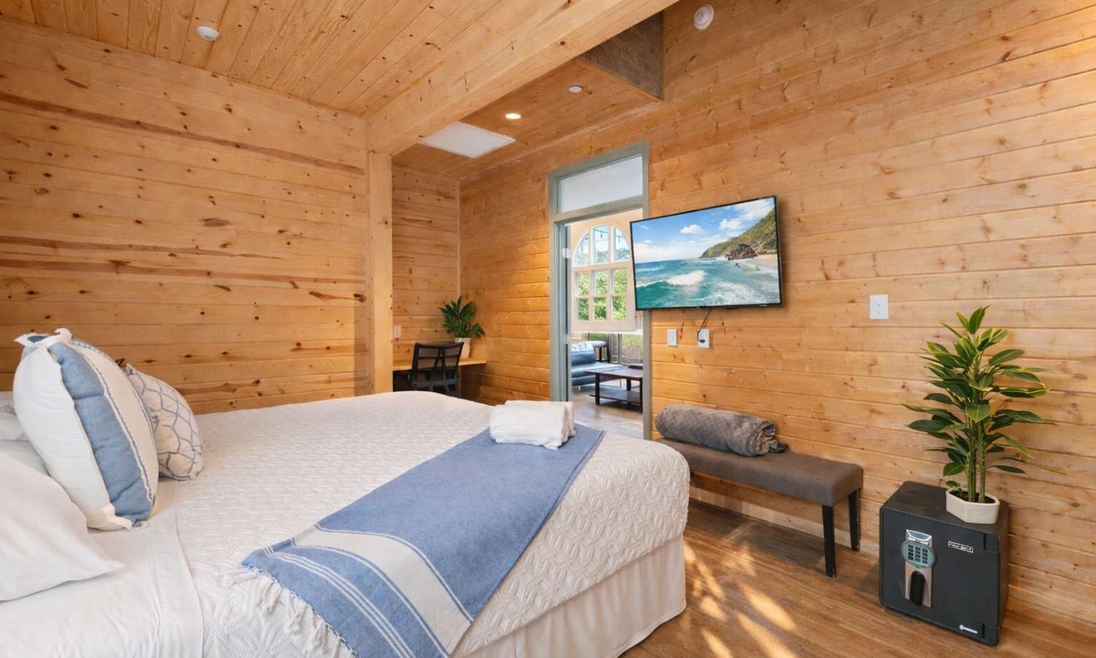 Stockton Hotel | Private Resort — Sleeps 48 — Event Spaces Included