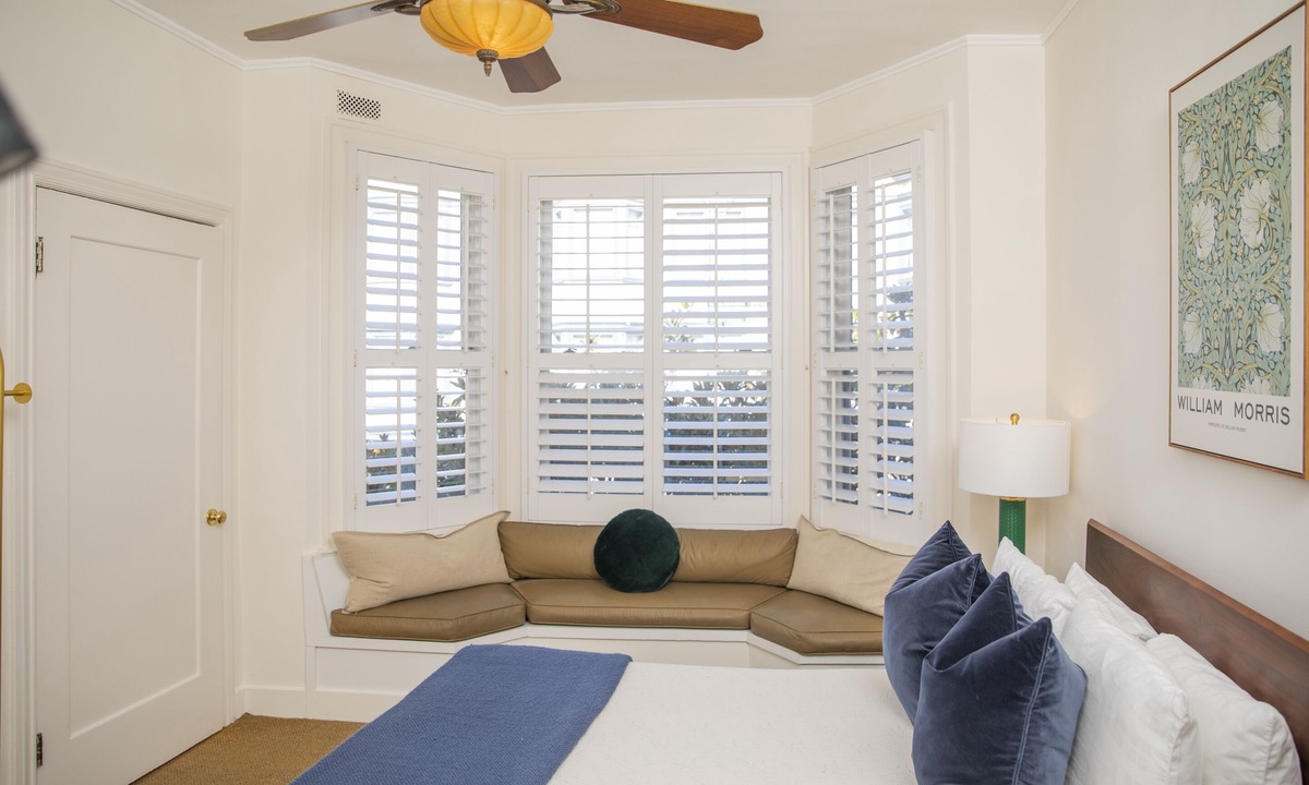 Telegraph Hill Hotel | Standard Queen Room with Ensuite Bathroom