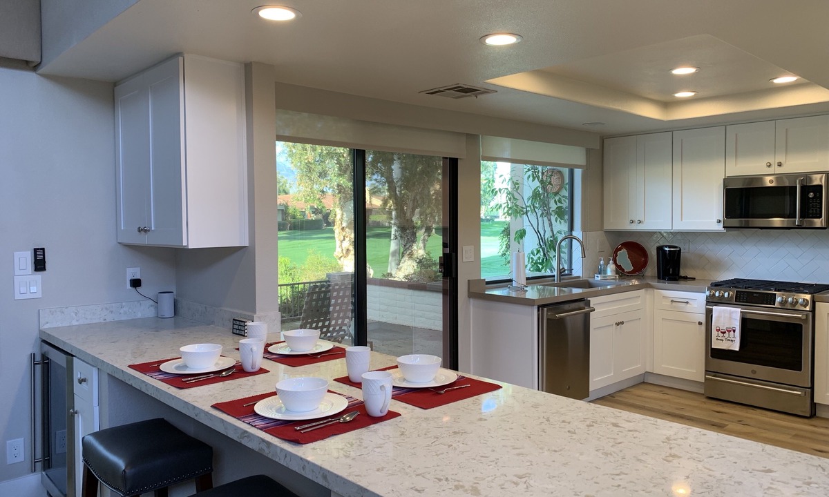 Palm Desert Condo | Beautifully Renovated 2/2 in Monterey CC with Mountain Views