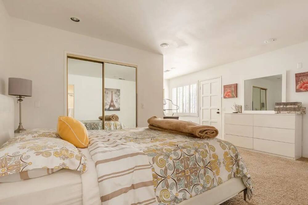 Photo of Bedroom in The Flats