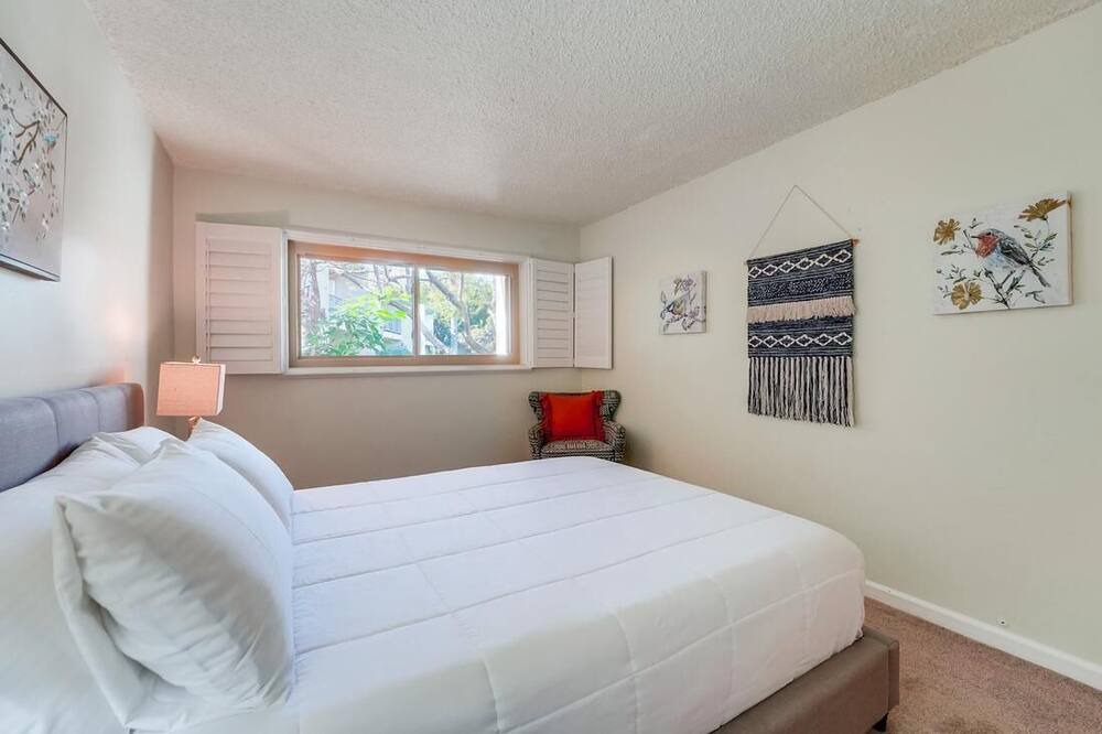 Photo of Bedroom in Point Loma Heights