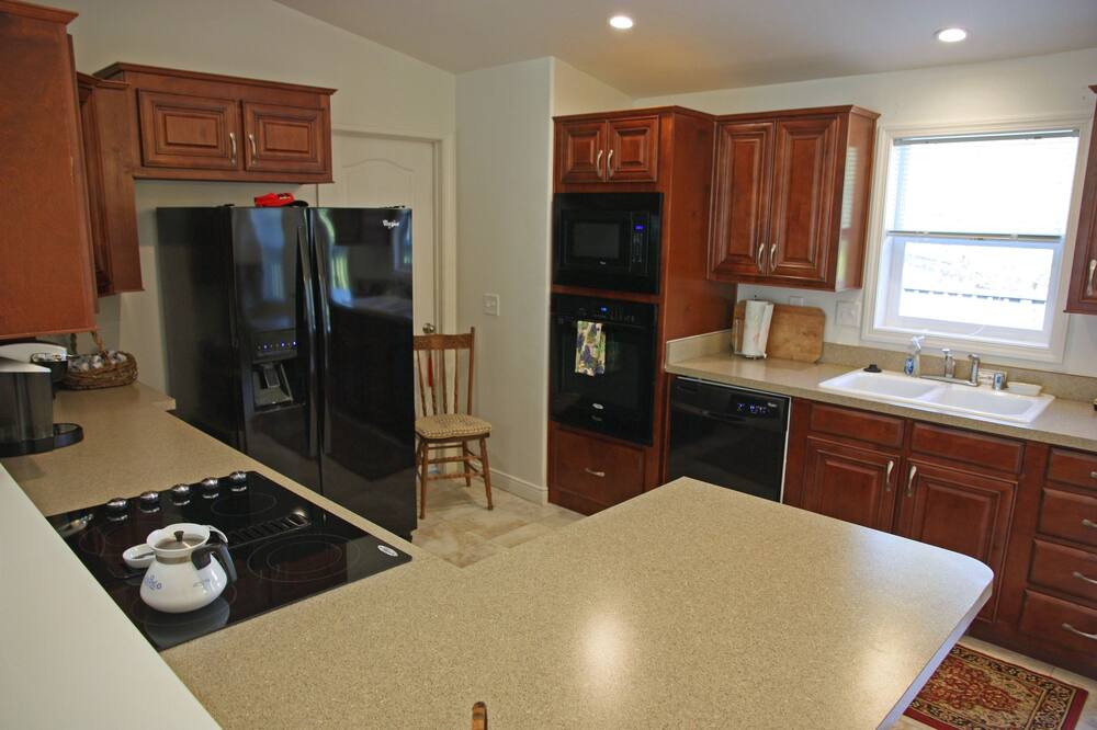 Photo of Kitchen in St. Helena