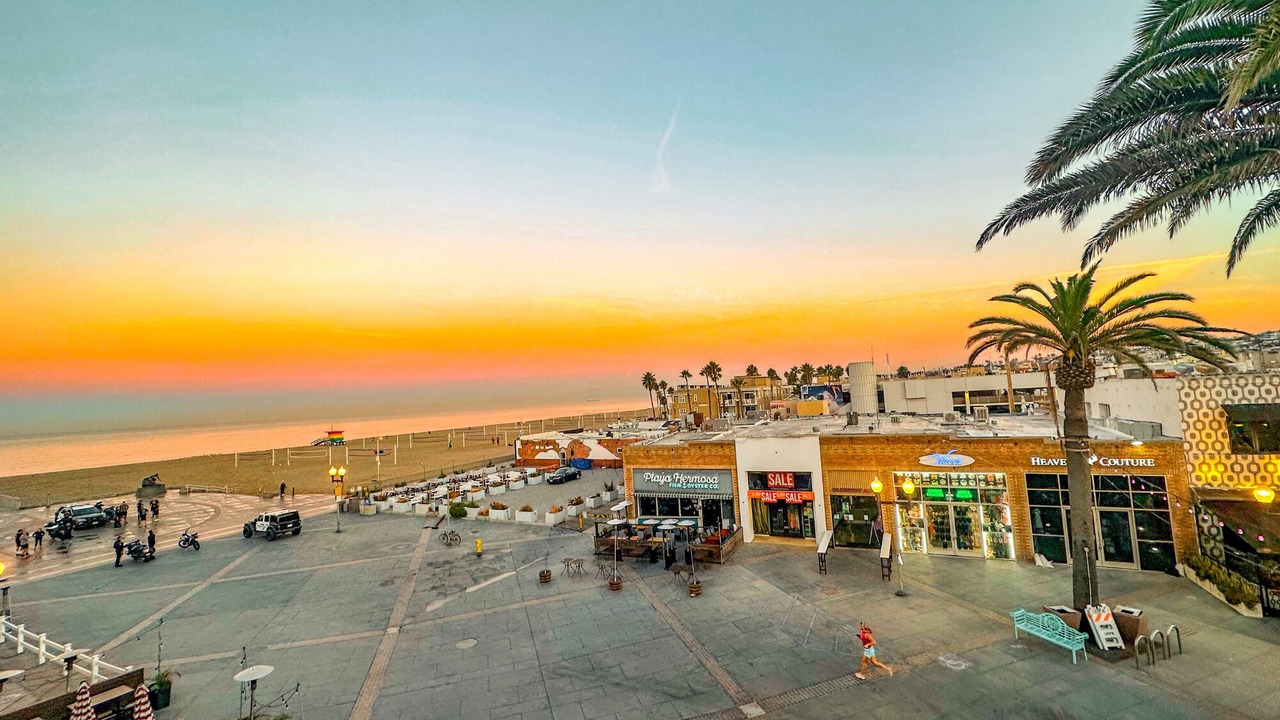 Photo of Others in Hermosa Beach