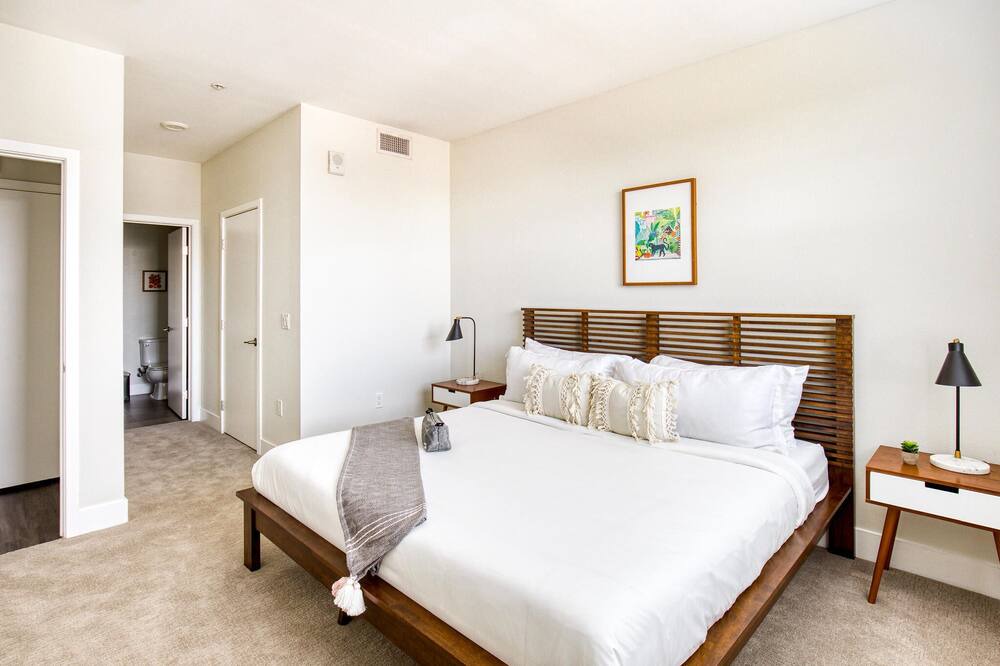Photo of Bedroom in Centerville