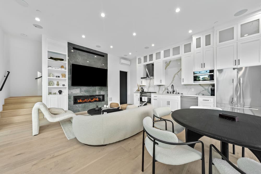 Photo of Livingroom in The Flats