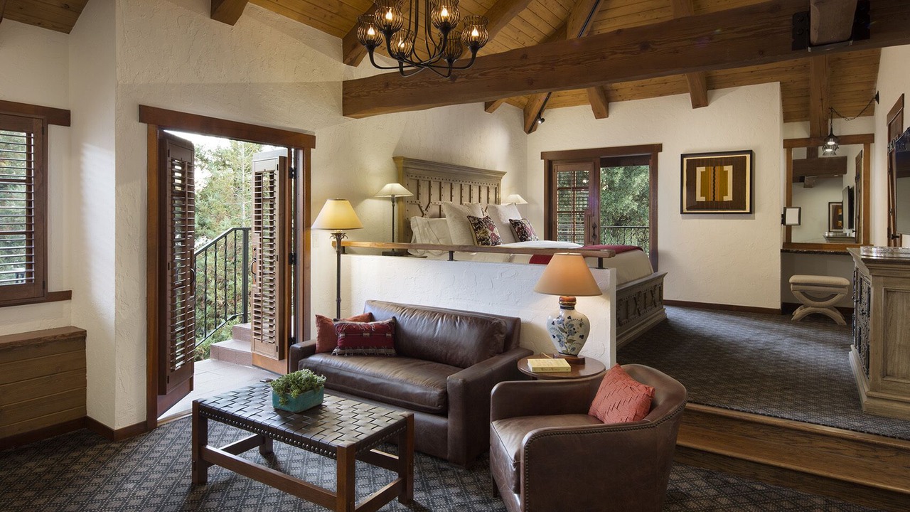 Photo of Livingroom in Rutherford