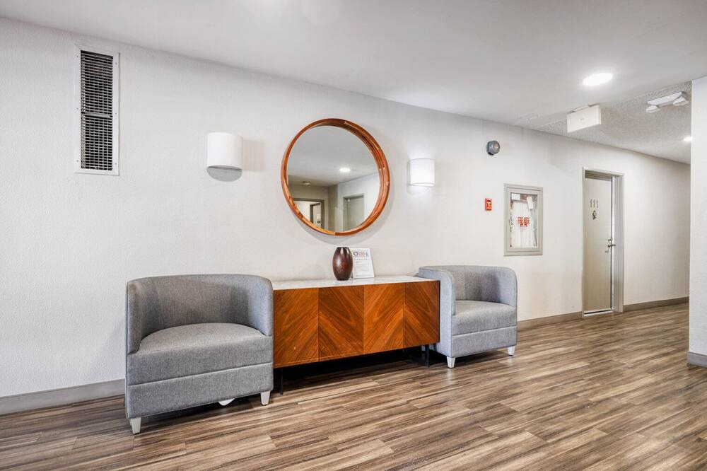 Photo of Bedroom in Tarzana