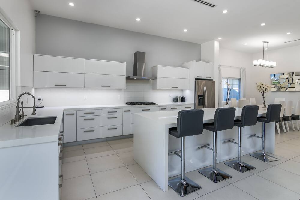 Photo of Kitchen in Valley Glen