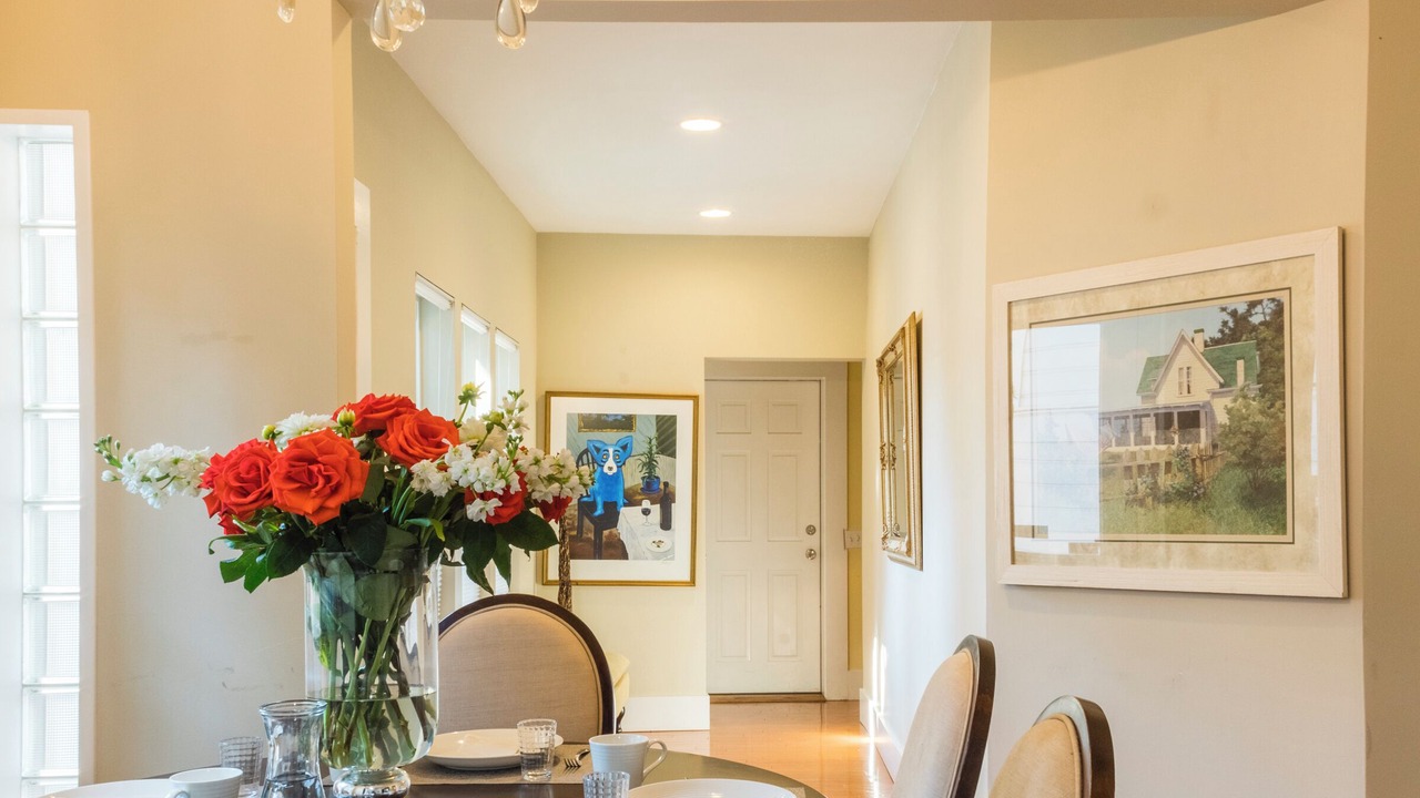Photo of Livingroom in St. Helena
