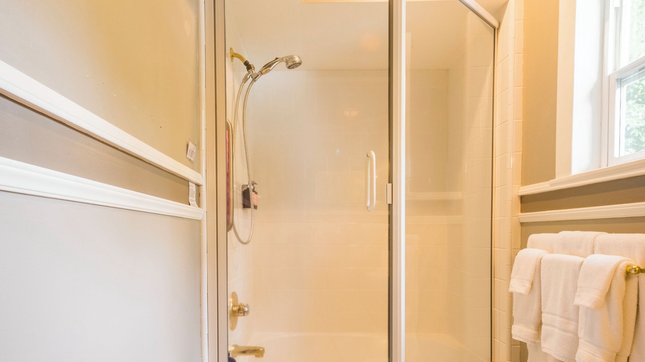 Photo of Bathroom in St. Helena