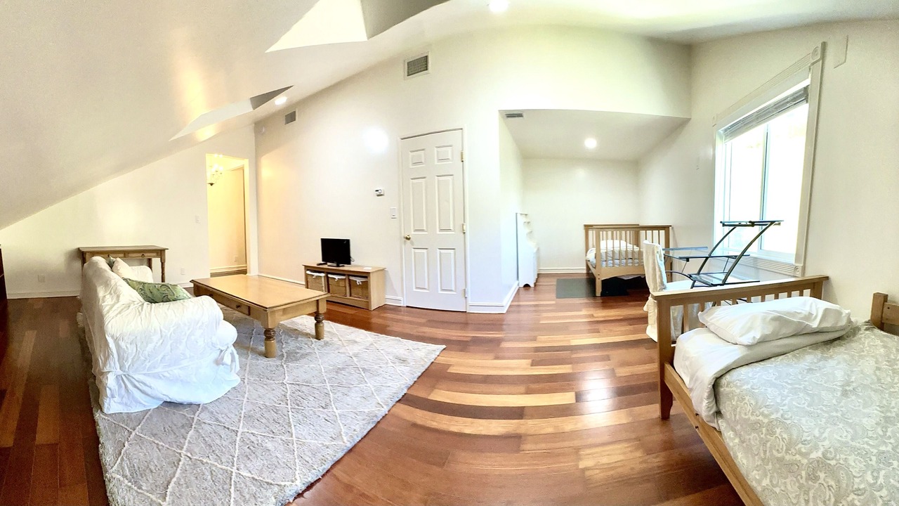 Photo of Livingroom in Agoura Hills