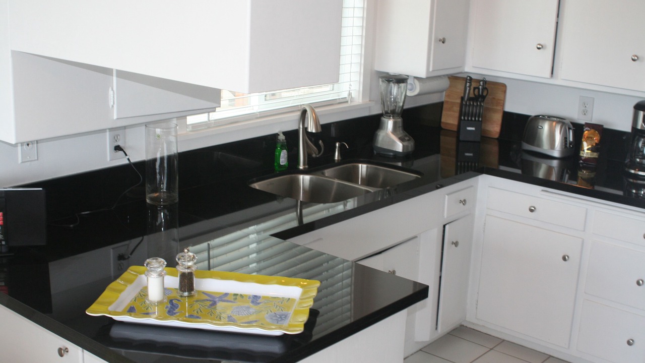 Photo of Kitchen in Eastern Malibu