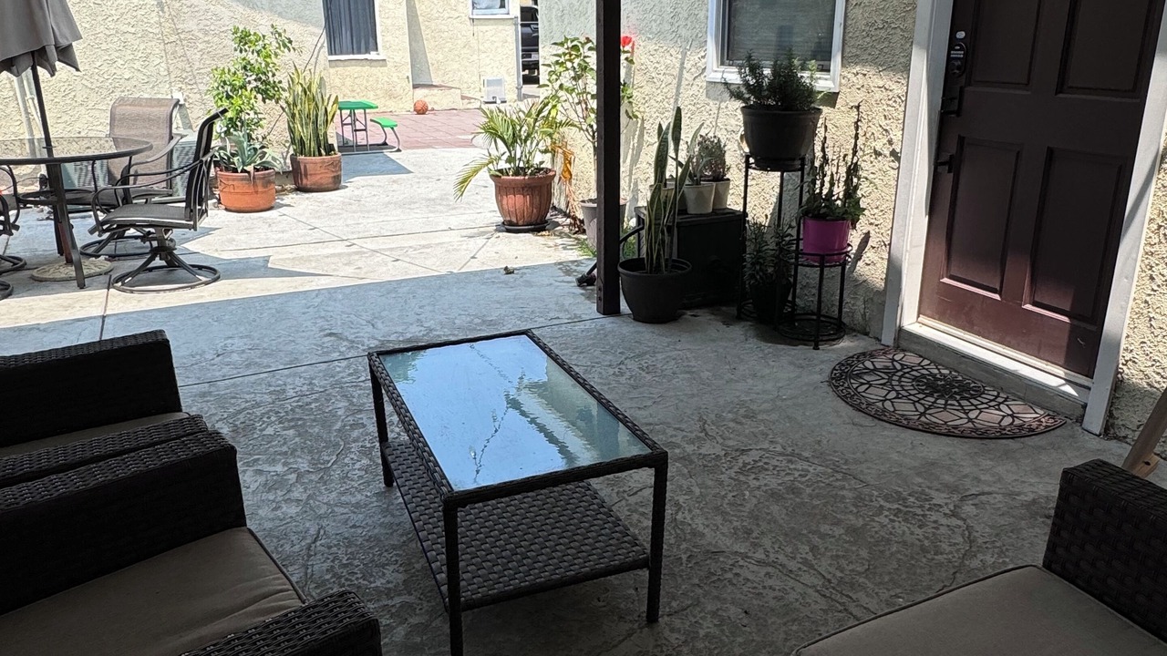 Photo of Patio Balcony in South Gate