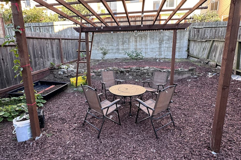 Photo of Outdoor in Inner Parkside
