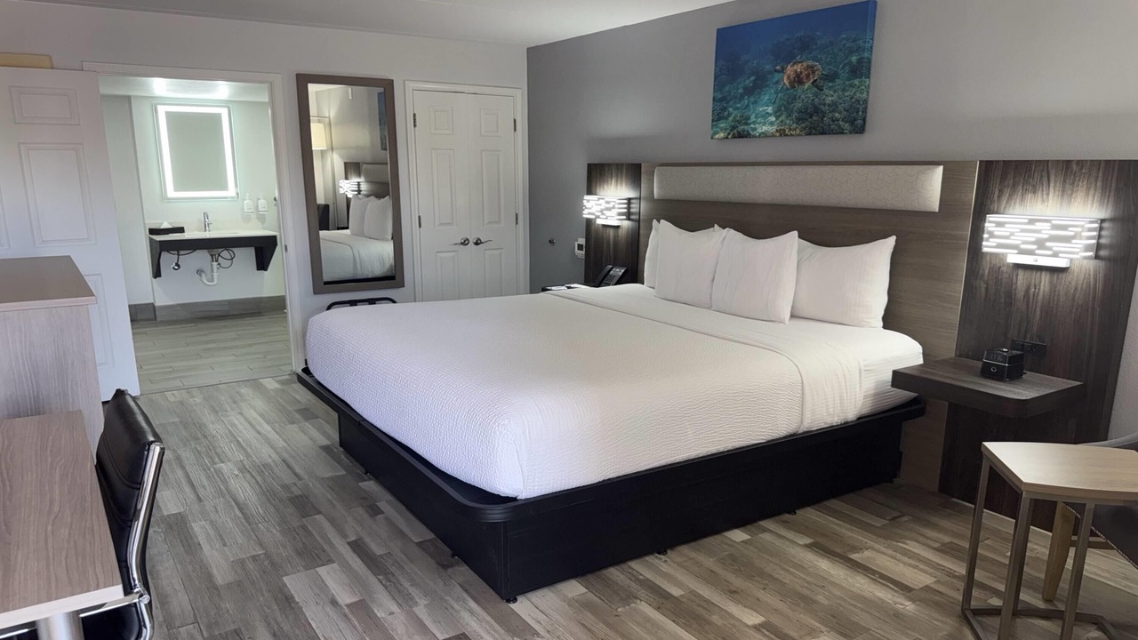 Photo of Bedroom in Lincoln Acres