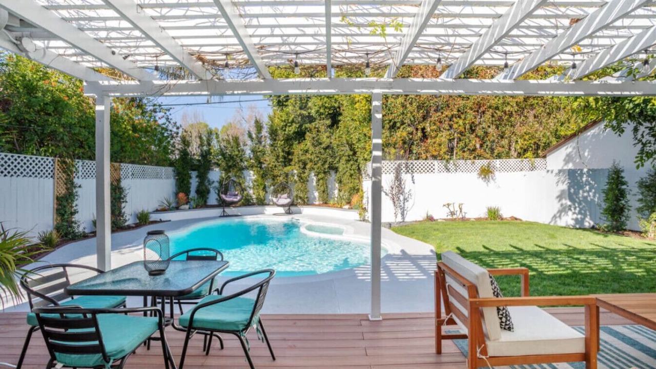 Photo of Outdoor in Sherman Oaks