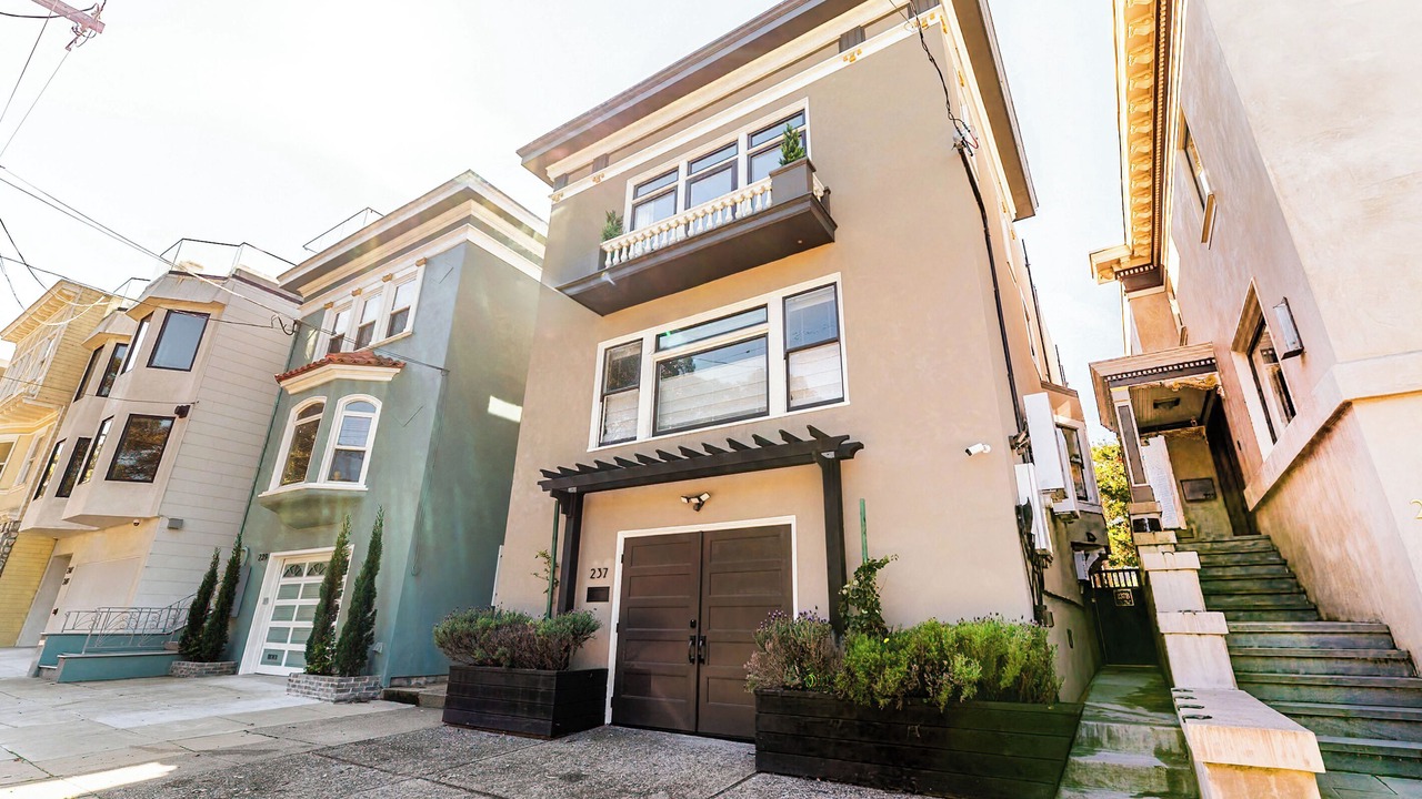 Photo of Others in Richmond District