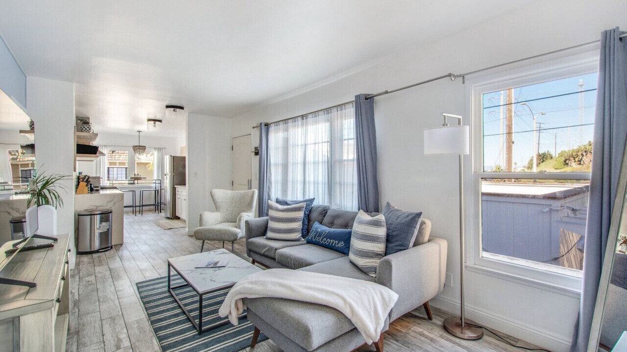 Photo of Livingroom in The Strand