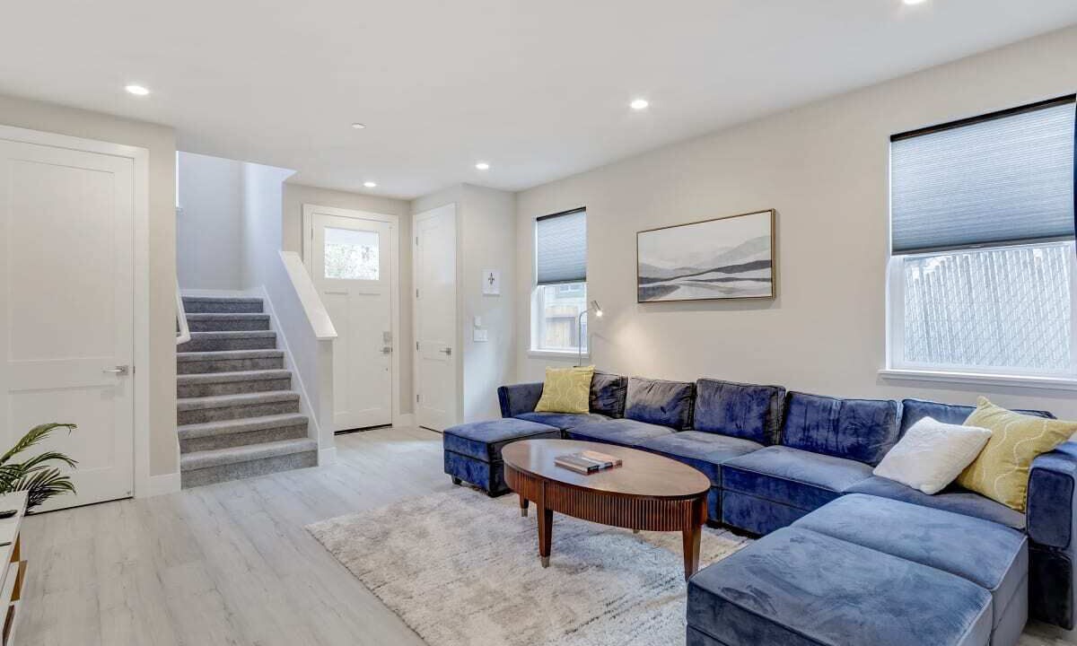 Photo of Livingroom in Forestville