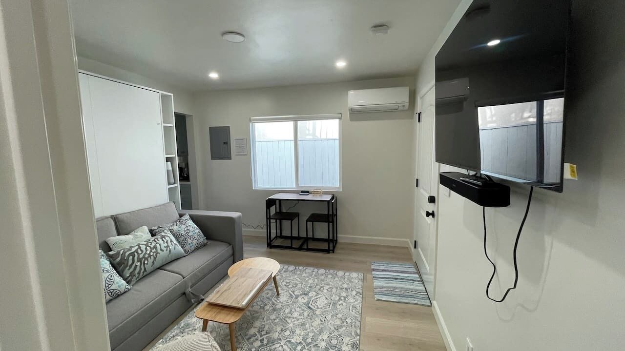 Photo of Livingroom in The Strand