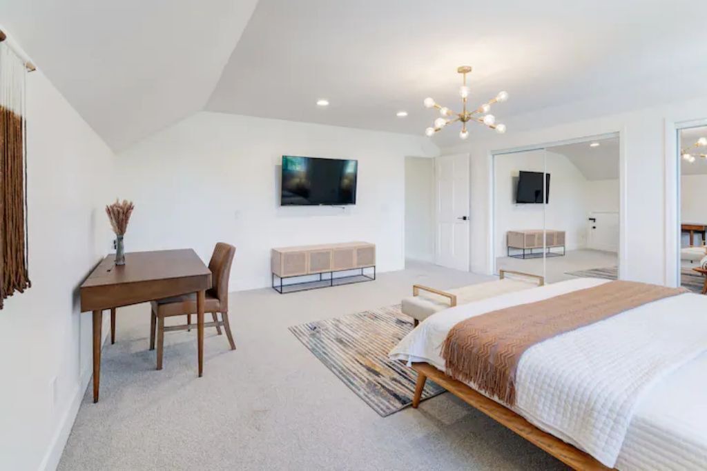Photo of Bedroom in Santa Rosa