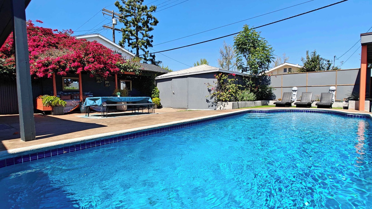 Photo of Outdoor in Encino