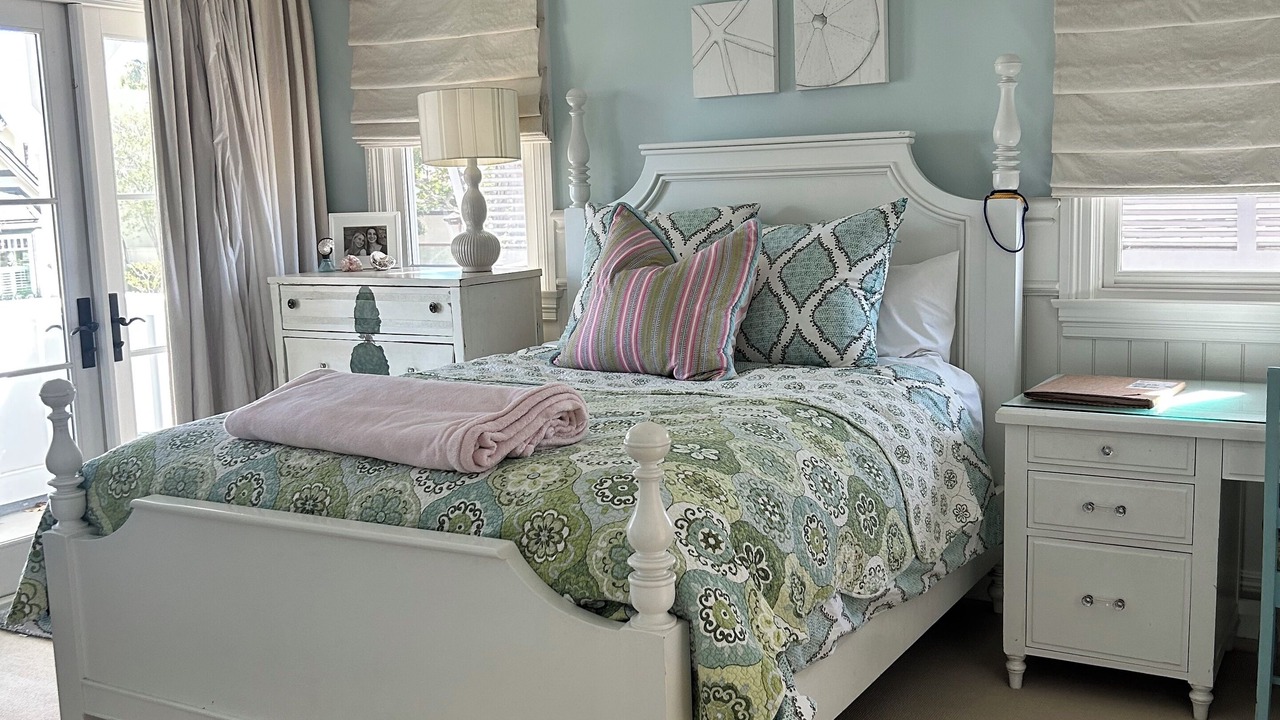 Photo of Bedroom in Tree Section