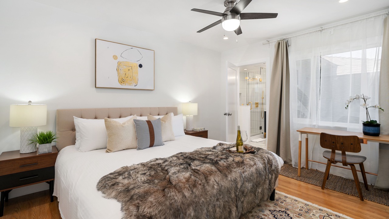 Photo of Bedroom in Valley Village
