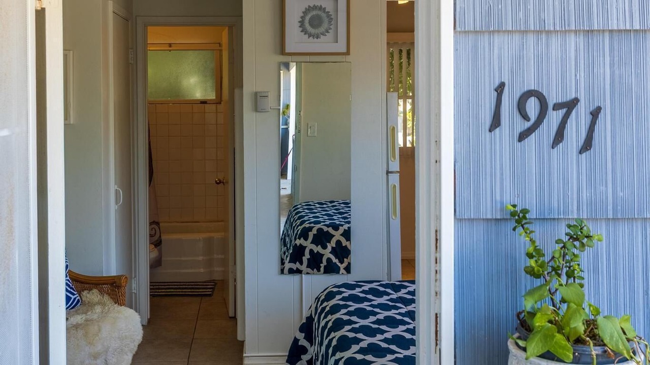 Photo of Bedroom in Pacific Beach