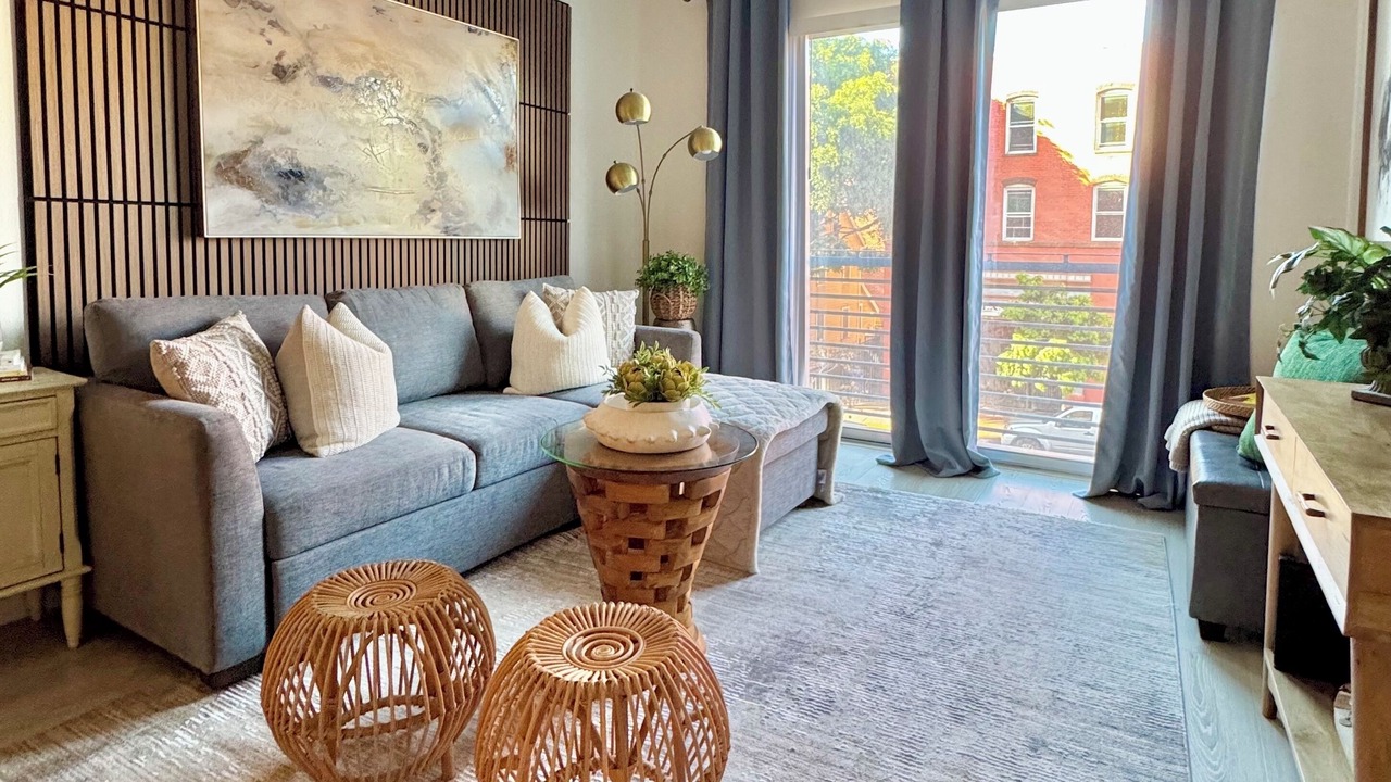 Photo of Livingroom in Pacific Terrace