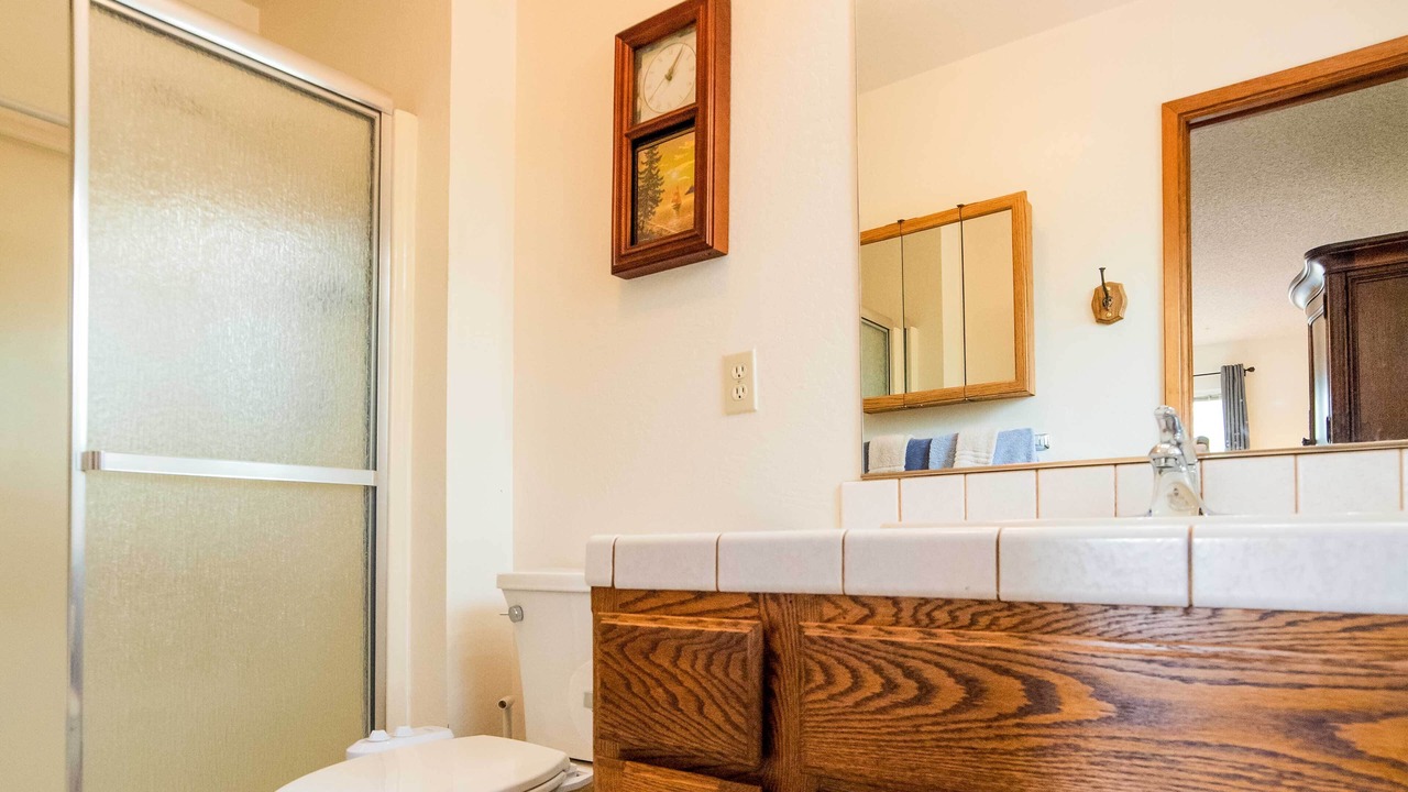 Photo of Bathroom in Groveland