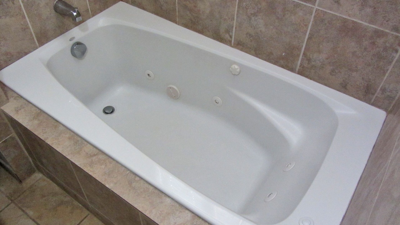 Photo of Bathroom in Lakeside Park