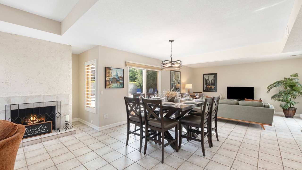 Photo of Livingroom in Magnesia Falls Cove