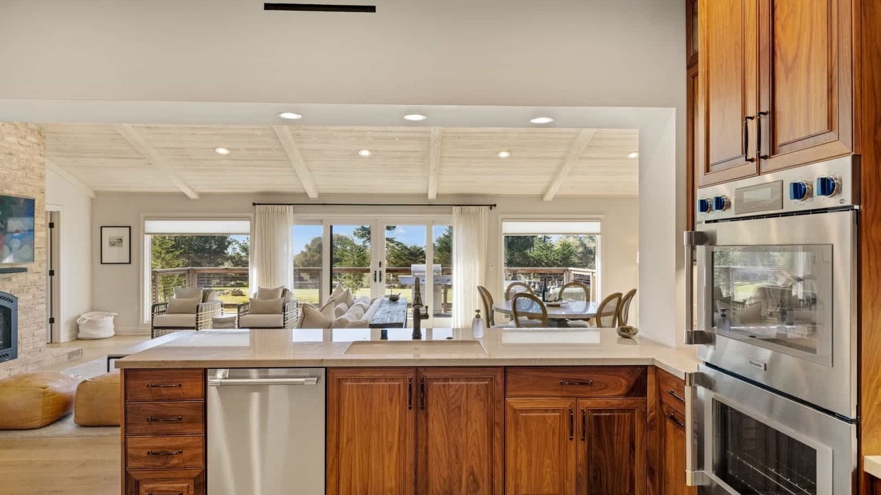 Photo of Kitchen in Del Monte Forest
