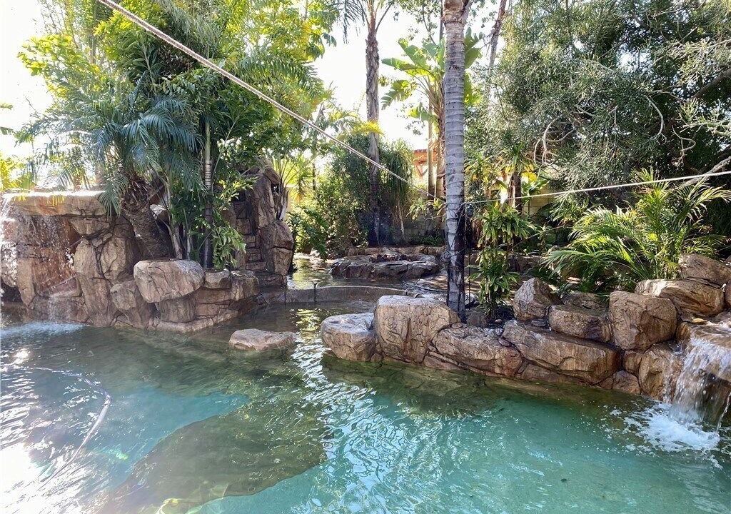 Photo of Outdoor in Orange