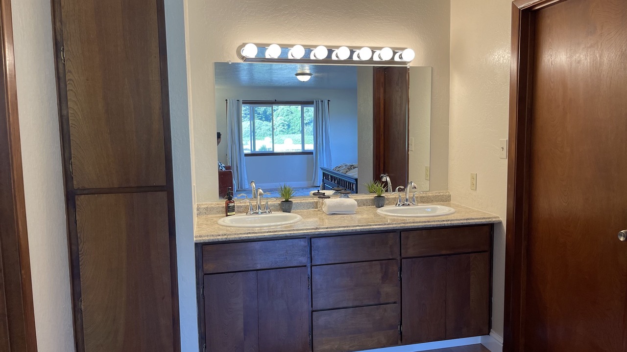 Photo of Bathroom in Klamath