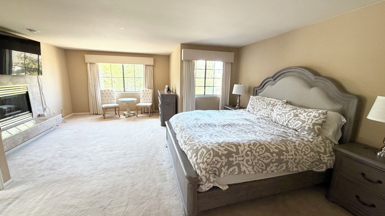 Photo of Bedroom in Vichy Springs