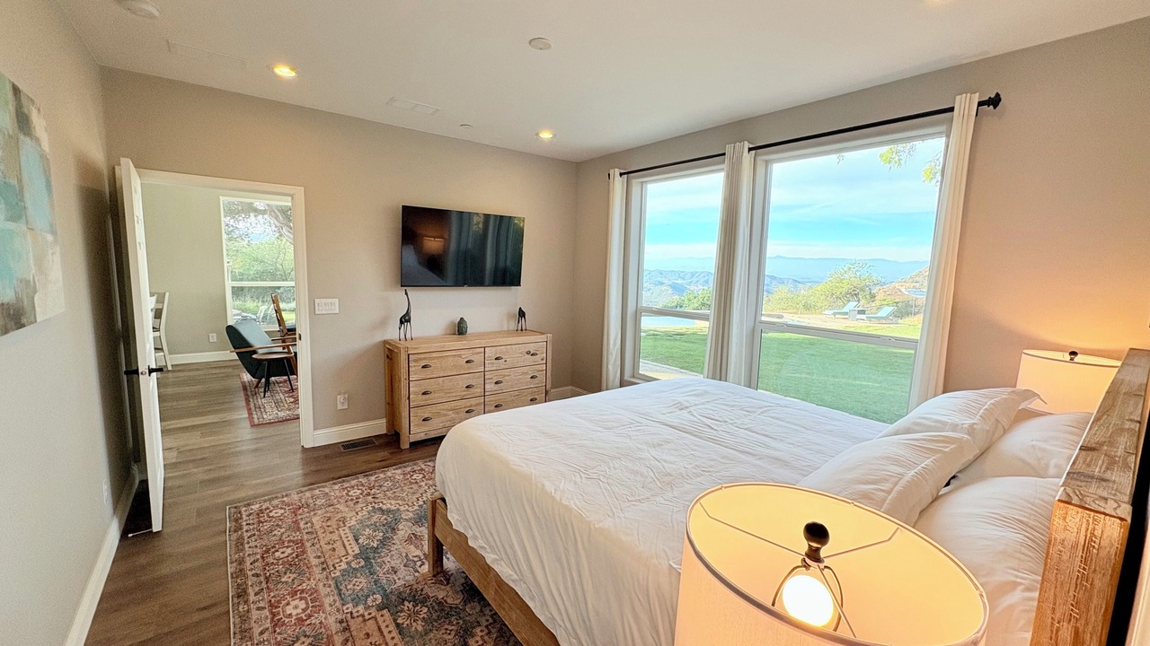 Photo of Bedroom in Malibu