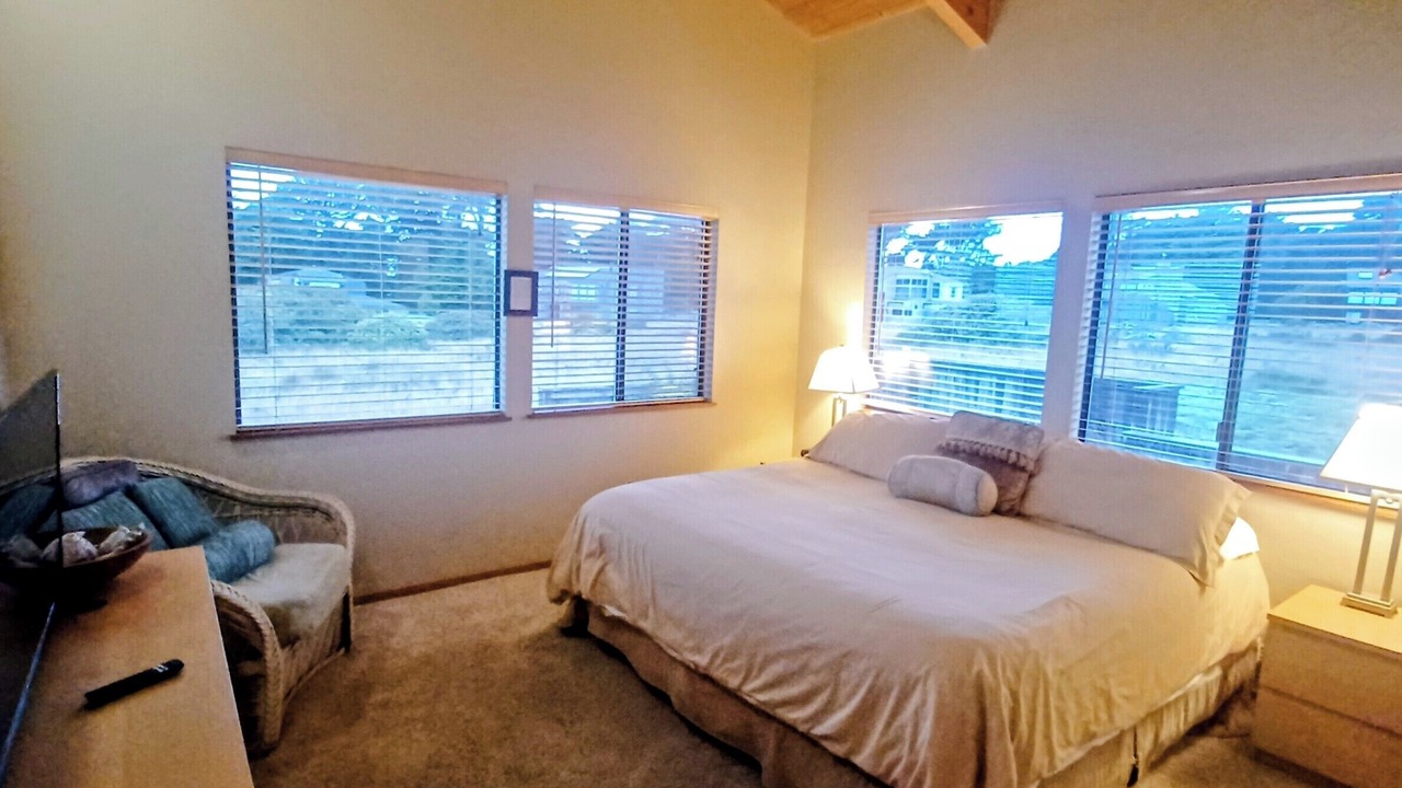 Photo of Bedroom in Sea Ranch